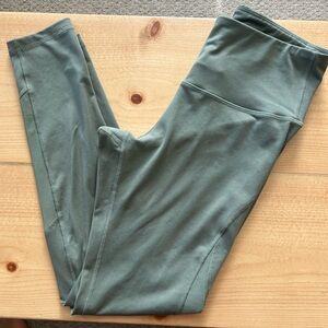 old navy army green medium leggings